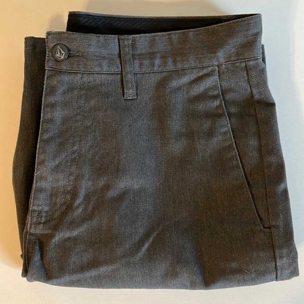 Volcom shorts
